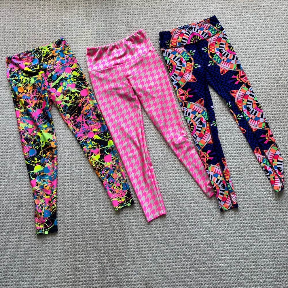 MAKE AN OFFER!!! 3 PAIRS LEGGINGS WORN ONCE